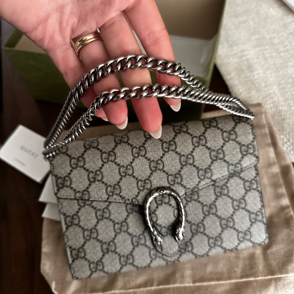 Gucci Dionysus GG supreme crossbody shoulder bag with box and dust bag - Picture 11 of 14